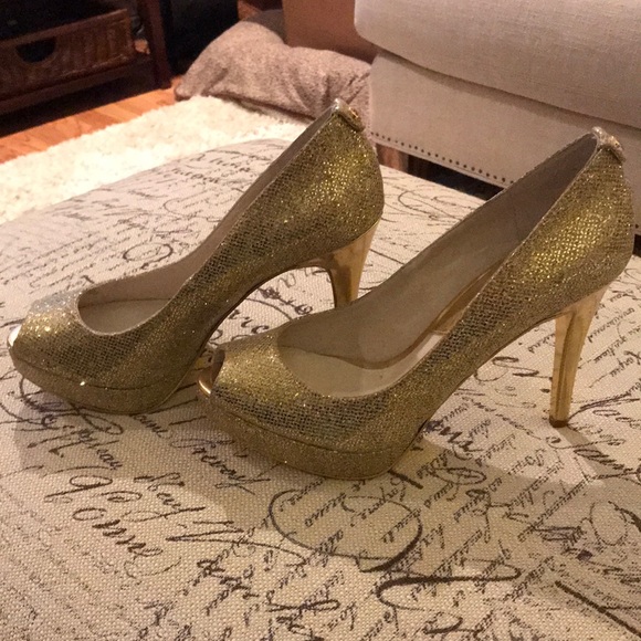 Michael Kors Gold Platform Heels Size 8.5 - Picture 4 of 6